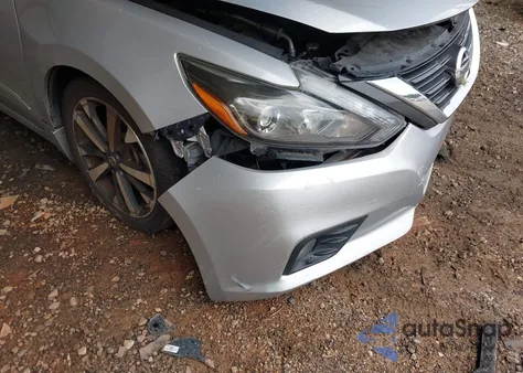 2017 Nissan Altima 2.5 Sr z USA, uszkodzony, nr VIN 1N4AL3AP8HC124722